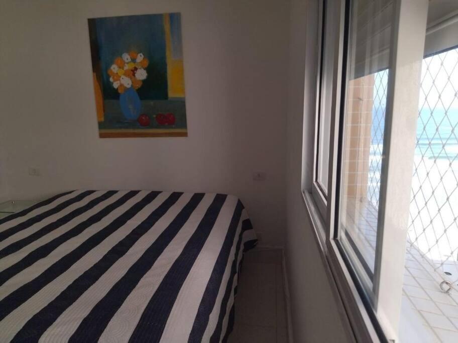Apto De 3 Dorm De Frente Ao Mar Гуаружа Екстериор снимка